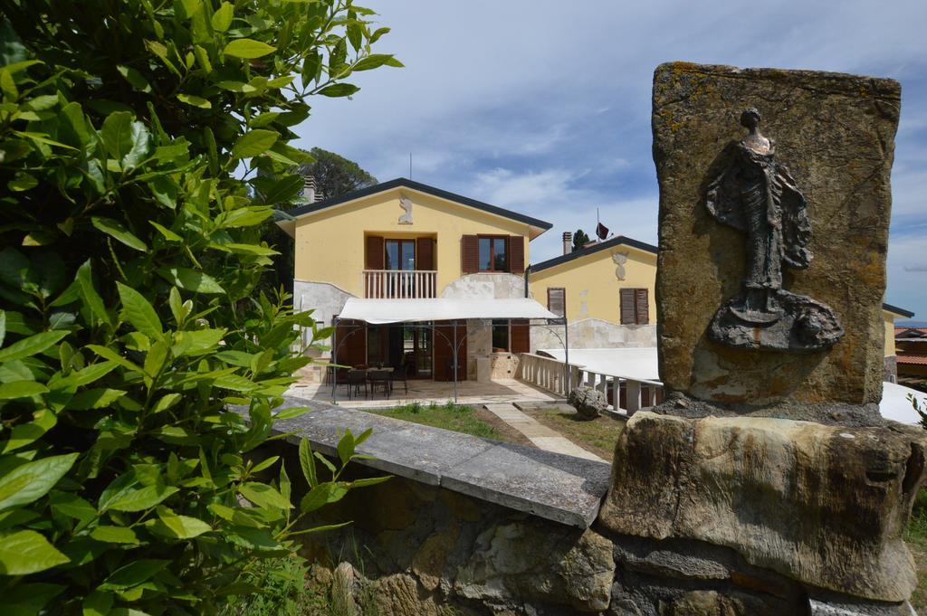 Villa Le Querciolaie Monteverdi Marittimo Exterior photo
